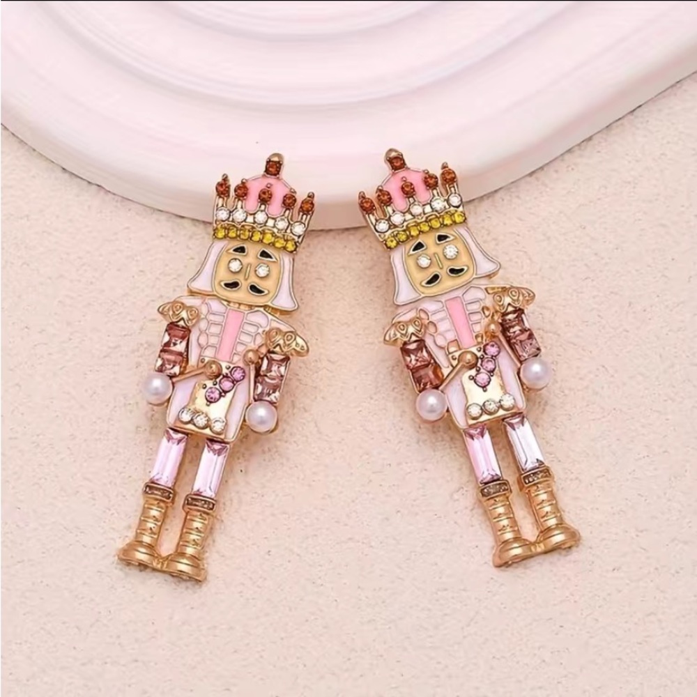 NWT Pink Toy Soldier Holiday Earrings - Picture 4 of 6